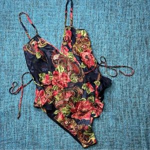 Vintage Victoria's Secret Teddy Floral Paisley Ruffle Gold Label Lingerie